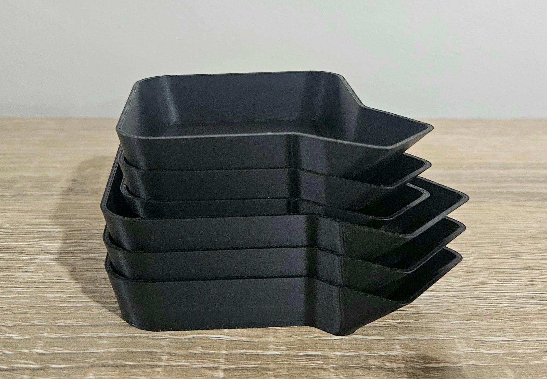 6x Board Game Token Trays – Funnel Design